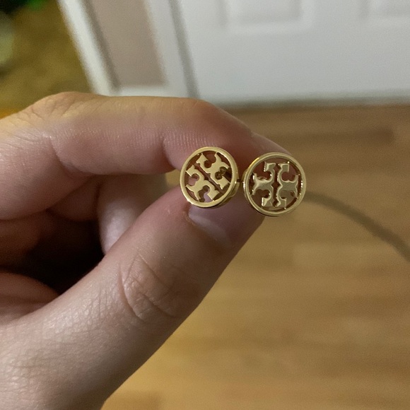 Jewelry - Tory Burch Studs